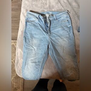 Old Navy women’s Light Blue Skinny Jeans